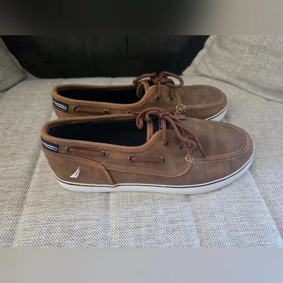 Worn Once Nautica Men's Brown Boat Shoes Size 6 - Picture 6 of 10